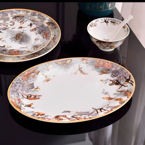 Wholesale Luxury Porcelain Dinnerware Set Bone China Ceramic Designer Animal Pattern Features Stocked for Sale - Product Image 4