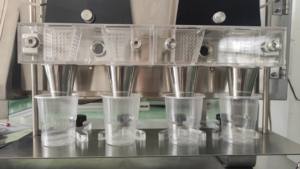 آلة عد شبه أوتوماتيكية 4 رؤوس للأقراص والكبسولات والحلويات مضغ العلكة بكفاءة حبوب العد - Product Image 3