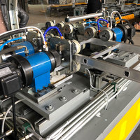 Machine à riveter en aluminium JINOU pour échelles triples extensibles avec PLC et moteur certifiée CE/ROHS, facile à utiliser