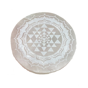 Posavasos de selenita de alta calidad, posavasos de cristal redondo con disco de carga grabado con símbolos de Sri Yantra para bebidas con soporte de café - Product Image 1