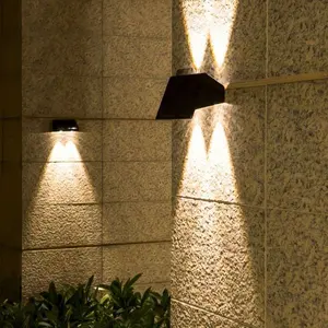室外发光二极管上下塑料方形装饰现代户外灯具壁挂灯围栏户外花园烤灯