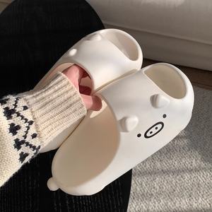 XIXITIAO - Sandalias de Pareja de Cerditos Blancos y Negros, Lindas Pantuflas de EVA a Juego, Antibacterianas, Antideslizantes, Resistentes a los Olores, Unisex para el Hogar - Product Image 6