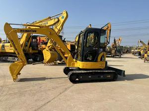 Excavatrice sur chenilles Komatsu PC55 d'occasion bien entretenue de 5,5 tonnes pour petits travaux de construction - Product Image 6