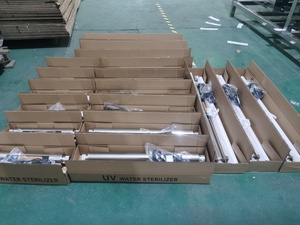 بيع المصنع SS304 40 واط تدفق صغير مصباح <span class=keywords><strong>UV</strong></span> الصناعي تطهير المياه ، نظام تنقية المياه لمعالجة المياه - Product Image 3