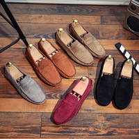 Nouvelles chaussures pour hommes en matériau peluche mat, taille plus, chaussures mocassins, chaussures décontractées, chaussures bateau haut de gamme, printemps été