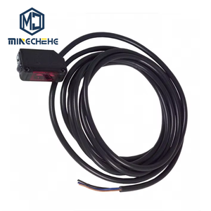 โฟโตอิเล็กทริคเซนเซอร์ขนาดกะทัดรัด E3ZG-LS61-LO E3ZG-LS81-LO ชนิดตั้งค่าระยะได้ แบบเอาต์พุต NPN สำหรับระบบอัตโนมัติทางอุตสาหกรรม - Product Image 1