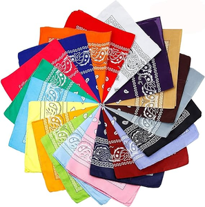Bandanas carrées classiques en coton polyester recyclé à 100 % avec logo imprimé personnalisé par sublimation en gros - Product Image 1