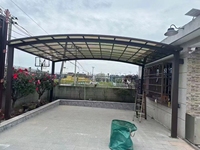 Auvent en aluminium pour abri de voiture Toit en polycarbonate pour patio extérieur Garages traités thermiquement et abris de voiture en acier
