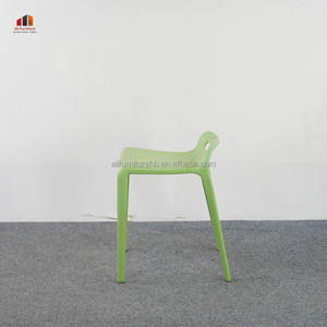 Tabouret empilable en plastique simple, design moderne pour <span class=keywords><strong>restaurant</strong></span>, café, bureau et réception d'hôtel, chaise multi-usages - Product Image 5