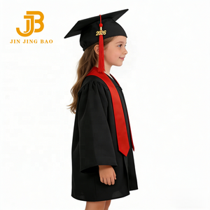 Robe de graduation unisexe en polyester avec étole dorée et chapeau, personnalisable avec logo, pour enfants et usage scolaire - Vente en gros - Product Image 2