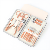 Ensemble de manucure personnalisé en acier au carbone rose doré, 7 pièces, kit de coupe-ongles pour la maison, avec ciseaux à ongles tranchants, ensemble de soins des ongles durable, cadeau