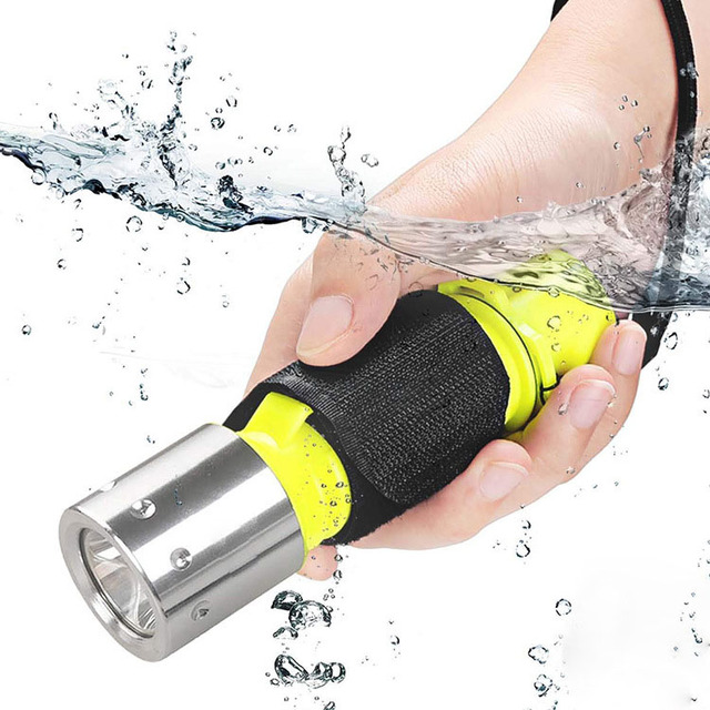 Powerful T6 IP68 Waterproof Plastic Scuba Dive LED Diving Flashlight for Professional Underwater Photography
