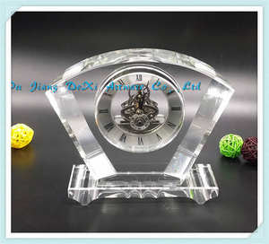 Explosif nouveaux produits verre cristal horloge de bureau cadeau de mariage verre réveil secteur transparent horloge en cristal - Product Image 4