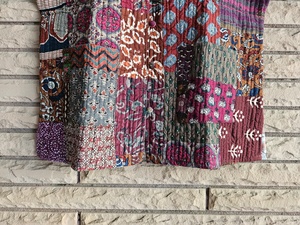 Nouvelle veste sans manches matelassée pour femme, style hiver, imprimé floral indien fait main, cadeau pour elle - Product Image 2