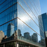 Dinding Tirai Kaca Aluminium Kedap Suara Modern dengan Kaca Tempered Ganda Desain Ramah Lingkungan untuk Fasad Kantor & Komersial