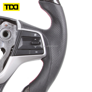 Volant en fibre de carbone véritable TDD compatible avec Hyundai Elantra 4 2016 2017 Solaris 2017 Accent 2018 - Product Image 3