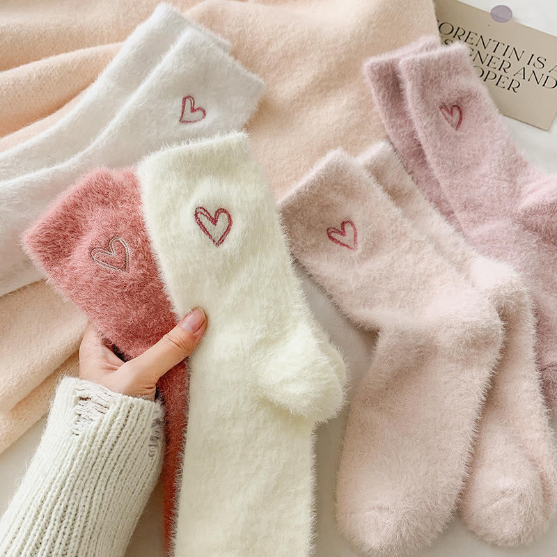 Sweet Pink Winter Thick Plush Socks Embroidered Heart Women Cozy Furry Warm Mid Tube Socks Wholesale