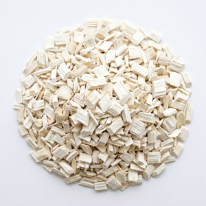 3HTH CO.LTD Copeaux de bois d'acacia naturels jaune clair, combustible biomasse, approvisionnement durable, Vinh Phuc - Product Image 1