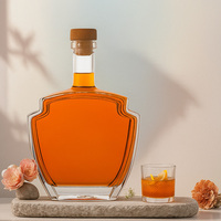 Bouteille en verre vide de 750 ml en forme de bouclier avec bouchon, carafe de luxe pour brandy, cognac, whisky, gin, vodka, contenant en verre élégant