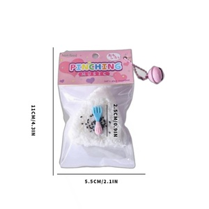 Popular Juguete Antiestrés Elástico y Blandito con Forma de Bola de Arroz Triangular de Sésamo de Xiaohongshu para Bebés y Jóvenes - Product Image 2