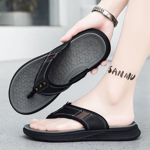 Nouveaux Modèles de Tongs Orthopédiques pour Hommes Grande Taille 46, Chaussons à <span class=keywords><strong>Semelle</strong></span> Épaisse en Cuir Véritable, Chaussures d'Été à Bas <span class=keywords><strong>Prix</strong></span> Usine de Guangzhou - Product Image 5