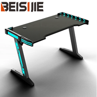 Table de jeu de style mecha avec éclairage RGB 256 couleurs et télécommande, bureau PC avec décoration en forme d'armure, station de travail pour joueurs avec LED rouge/bleue