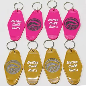 High Quality Custom Widely Used Multi Purpose Retro Vintage Plastic Room Tags Motel Hotel Keychains With Key Rings