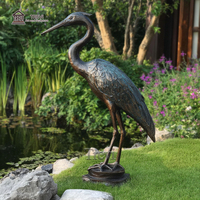Sculpture de jardin extérieur Statue de héron de jardin en métal Sculpture d'oiseau en bronze grandeur nature à vendre