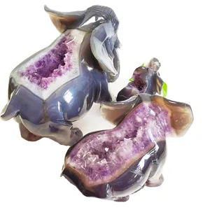 Unique Natural Agate Geode Hand Carved Gemstone Agate Geode Hand Carved Crystal Family Elephants Figurines for Collection