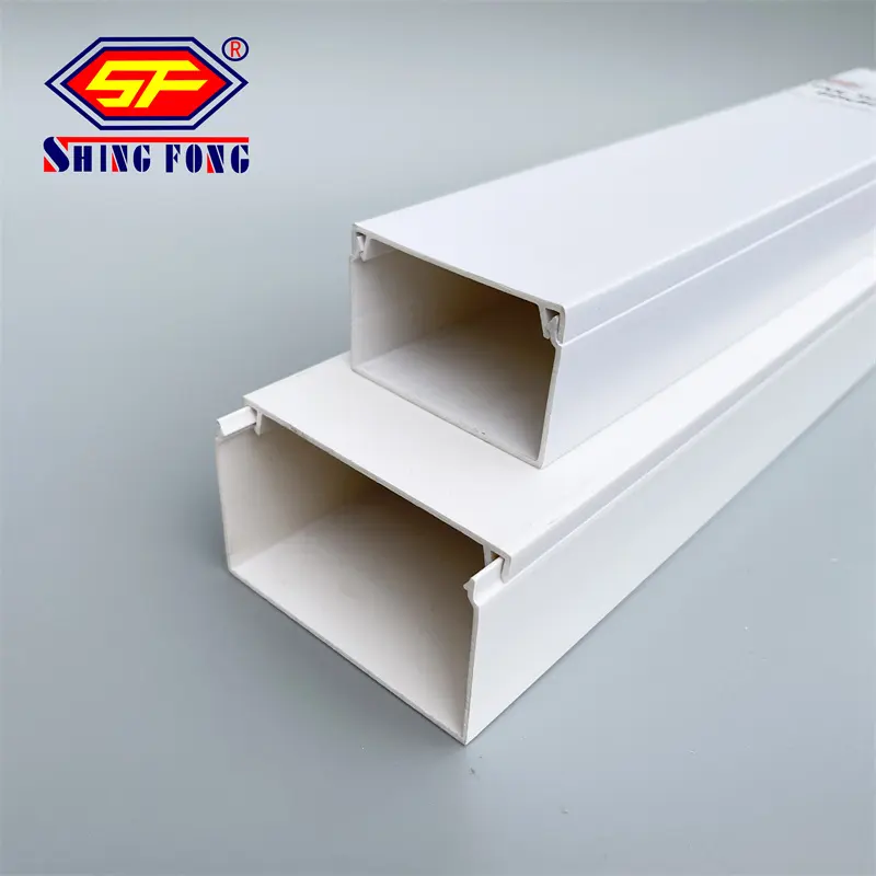 आग Retardant औद्योगिक तारों पीवीसी केबल Trunking 100x40 100x75 तारों नलिकाओं