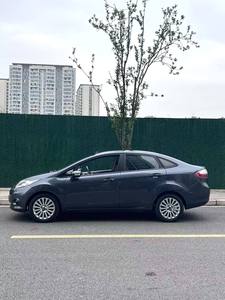 Ford Fiesta 1.5L 4AT Sedán Usado de 2010 – Auto Compacto Americano de Bajo Consumo, Auto Usado Económico para Exportación - Product Image 4