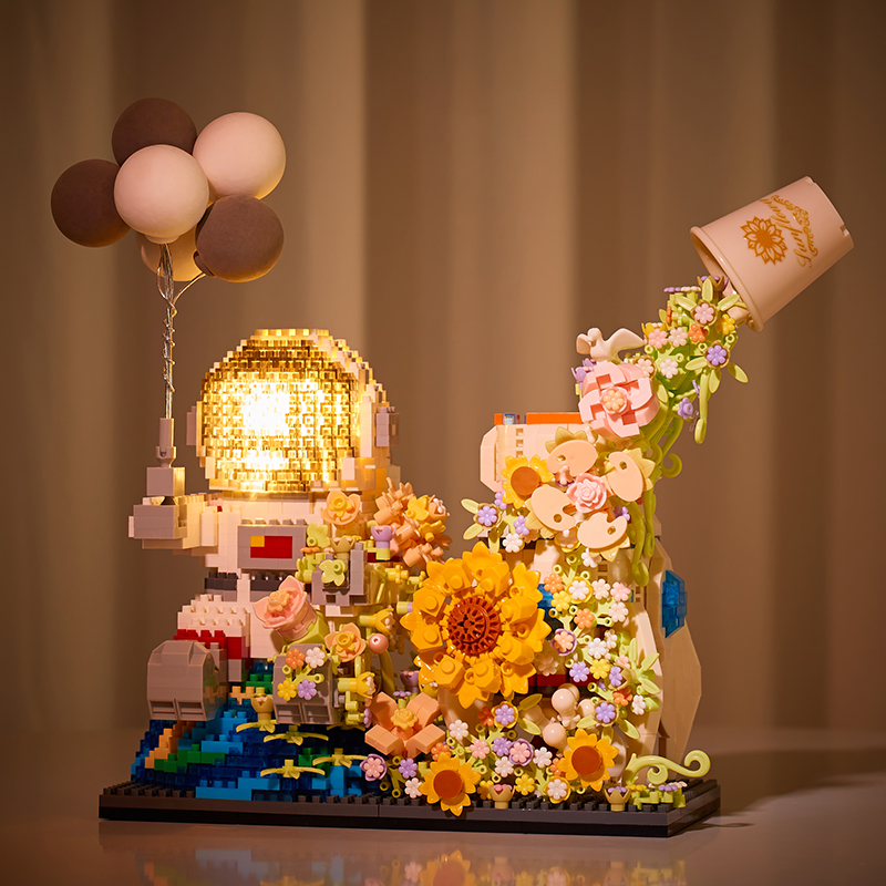 LED Space Series Building Block Set Toy Romantic Astronaut Pen Box Decoration Perfect Collection for Space Enthusiasts