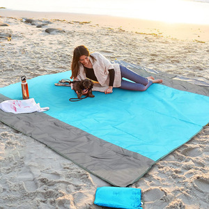 Fabricant de tapis de plage imperméables, pliables et portables en polyester pour le <span class=keywords><strong>camping</strong></span> en montagne et les pique-niques, vente en gros. - Product Image 1