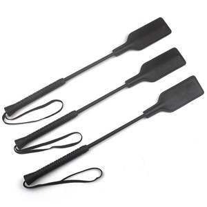 Productos para adultos Sex Whip Mango largo Faux Leather BDSM Bondage Spanking Paddle Whips Flirting sex Tools para parejas BDSM <span class=keywords><strong>spanker</strong></span> - Product Image 2