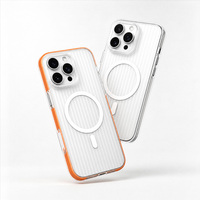 Coque de téléphone magnétique transparente texturée mate avec bouton caméra IA, poignée anti-traces de doigts, bouton métallique et protection de l'objectif surélevée