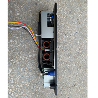 Procurez-vous un équipement sonore de haute qualité, des amplificateurs et des haut-parleurs spécifiques avec fonction DSP/FIR/ventilateur