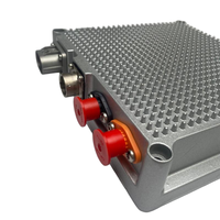 Convertisseur DC-DC abaisseur 800W, tension d'entrée nominale 540V à 27,5V, 30A, rendement typique ≥92%, auto-refroidi, contrôle par bus CAN, pour véhicules électriques