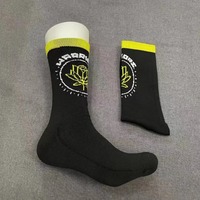 Chaussettes de basketball 2025 en coton de haute qualité, rembourrées, antibactériennes, absorbant la transpiration, pour le sport