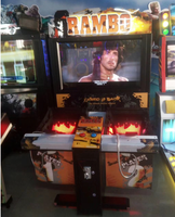 Simulateur de tir vidéo de tir au pistolet dans une arcade de centre commercial, machines de jeux de tir au pistolet