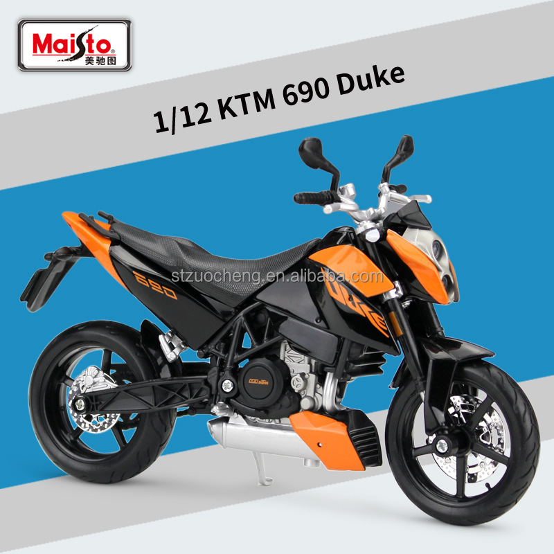KTM 690 Duque