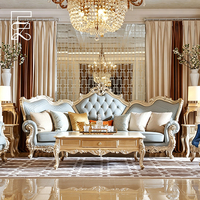 Ensemble de canapés en cuir pleine fleur de luxe français, structure en acajou massif, détails sculptés à la main, capitonnage boutonné, mobilier de salon pour villa
