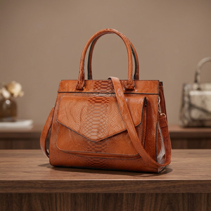 Bolso de Mano de Cuero Genuino Personalizado para Mujer, Ligero, Ecológico, Impermeable, con Cierre y Correa de Hombro Extraíble - Product Image 4