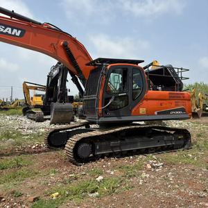 Used DOOSAN DX300 Crawler Excavator 30Ton <b>Construction</b> <b>Machinery</b> Low Working Hours - Product Image 1