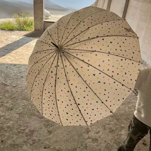 Parapluie manuel long à manche en J en bois, imprimé petit cœur, avec logo personnalisé OEM, pour femme, cadeau, vente en gros - Product Image 3