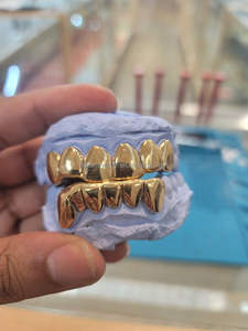 Gioielli Hip Hop Personalizzati, <span class=keywords><strong>Grillz</strong></span> Dentali in Ottone Non Prezioso Placcato Oro per Uomo e Donna - Product Image 2