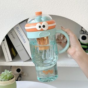 Copo de Plástico com Design Fofo de Olhos Grandes e Alça, Direto da Fábrica, para Suco e Sorvete - Product Image 6