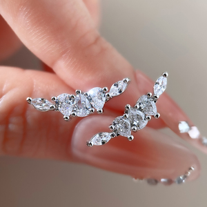 Boucles d'oreilles tendance en gros, zircon cubique plaqué or 18 carats, boucles d'oreilles grimpantes à dos plat, bijoux pour femmes - Product Image 2