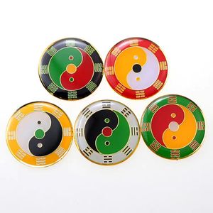 Autocollant de téléphone "Mandala" en bronze avec peinture en relief et finition brillante, représentant le symbole des <span class=keywords><strong>cinq</strong></span> éléments et le Taiji Yin-Yang. - Product Image 3
