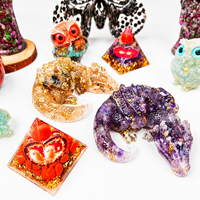 Figurines d'animaux en cristal de résine faites à la main, en copeaux de cristal naturel personnalisés, pyramides et sphères d'orgonite, cadeaux de décoration pour la maison, vente en gros