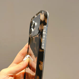 Funda para iPhone 17 Pro Max con Estampado <span class=keywords><strong>de</strong></span> Guepardo y Leopardo, Diseño Retro, TPU Antigolpes, Protectora, Brillante - Product Image 3